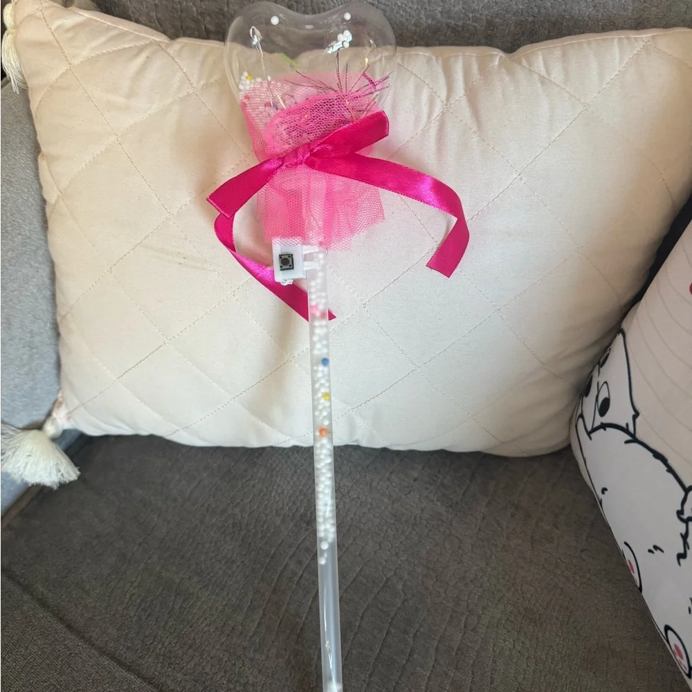 Bobo light party wands comes with built in light switch.